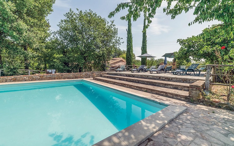 <p>Are you looking for an <strong>apartment for your holidays</strong> in the coutry side near <strong>Siena</strong> and <strong>Arezzo</strong>?</p>
